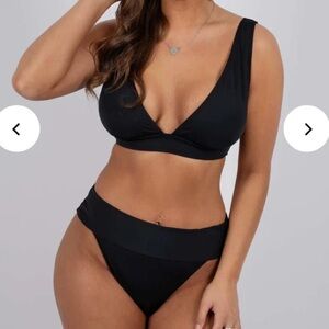 NWT Blushing Brunette Boutique Black Bikini